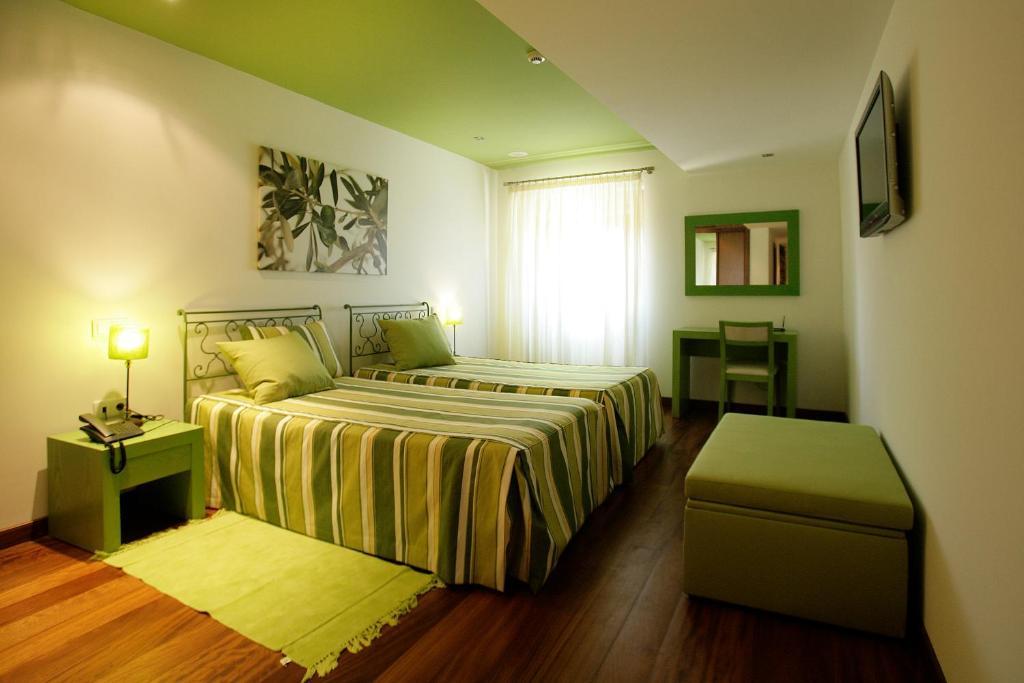 Hotel Casa Dos Pocos Vilar Torpim Habitación foto